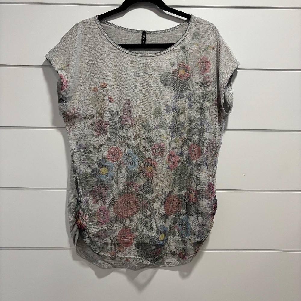 Edista Los Angelas t-shirt with mesh floral print overlay grey underneath size L